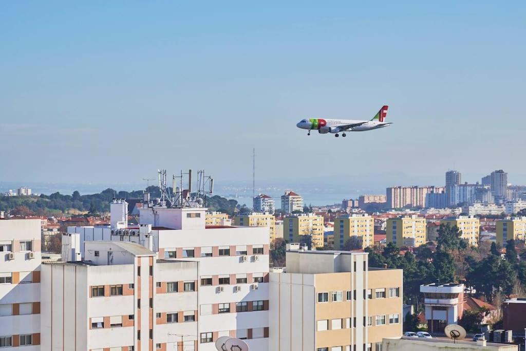 Modern apartment with garage and pool - 2