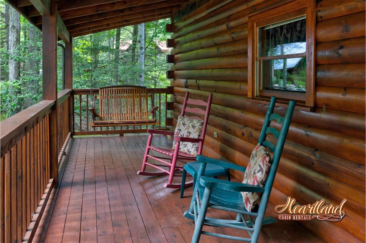 Southern Comfort Cabin — photo 12