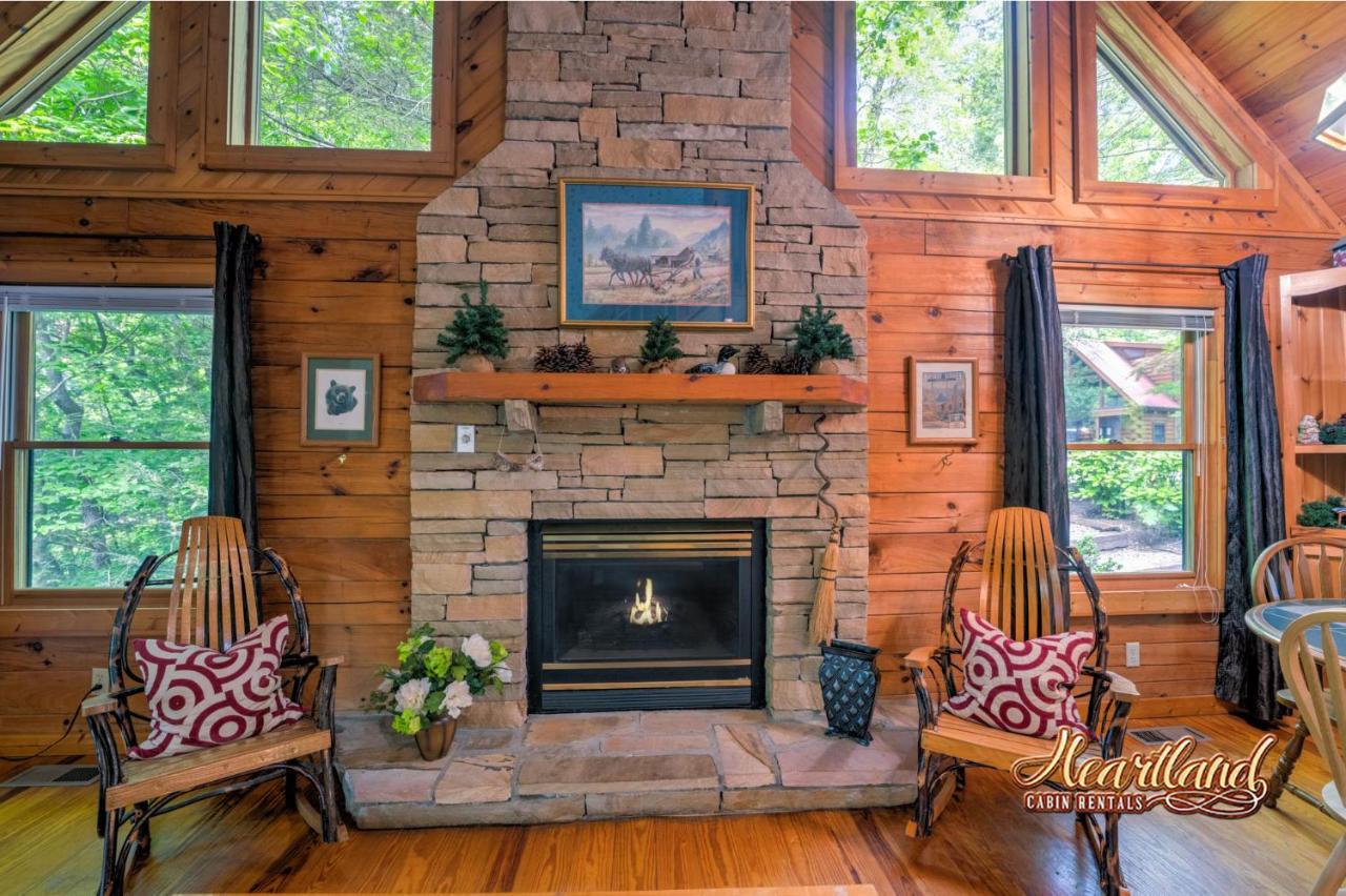 Southern Comfort Cabin — photo 16