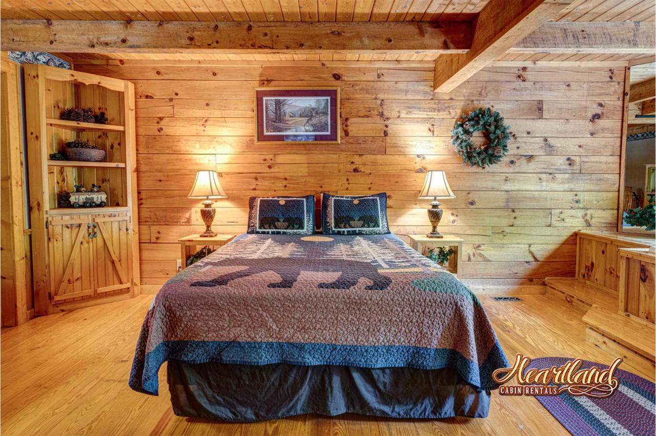 Southern Comfort Cabin — photo 7