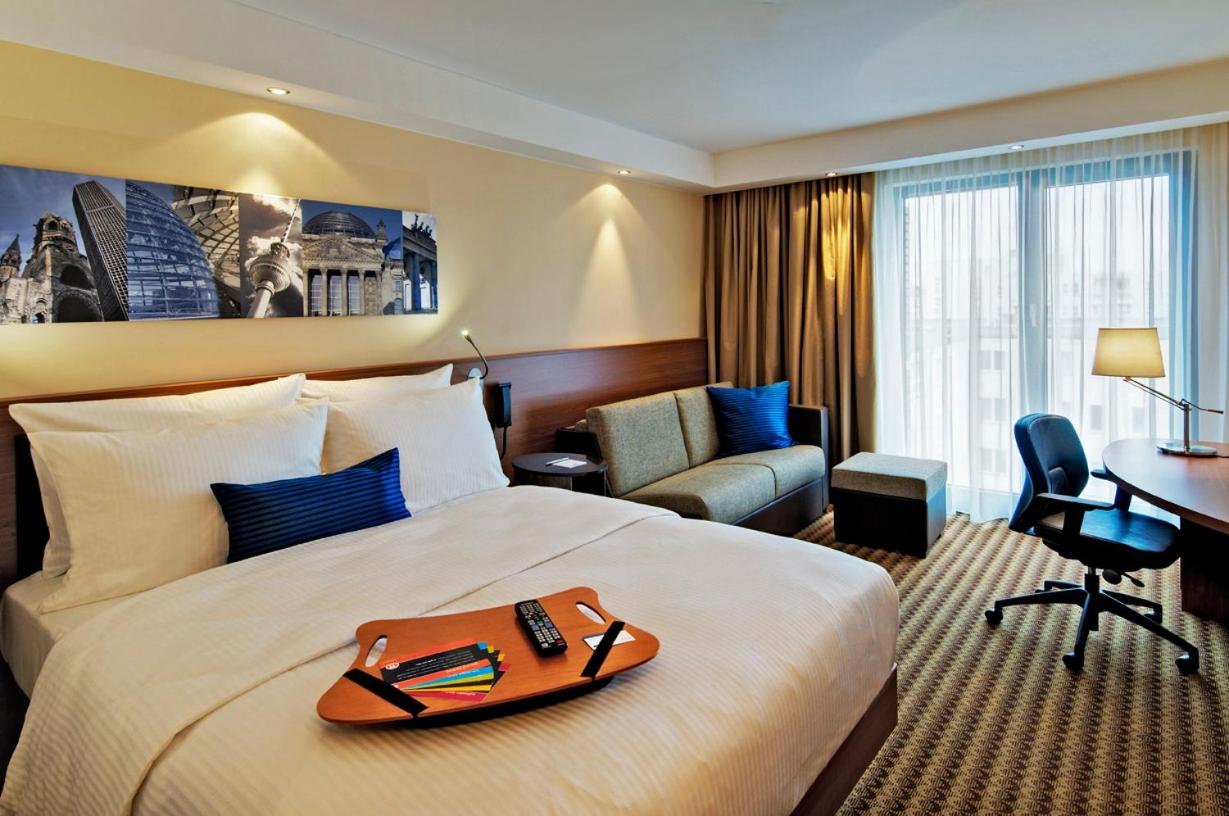 Queen Room with Sofa Bed