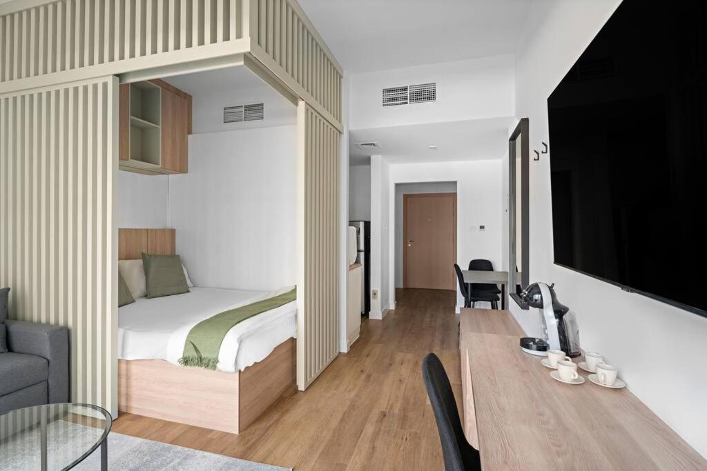 New Design Studio next to Burj Khalifa, Mall & Dubai Fountain