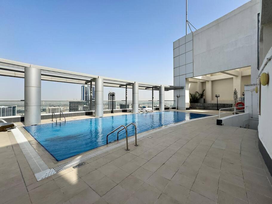 New Design Studio next to Burj Khalifa, Mall & Dubai Fountain - 4