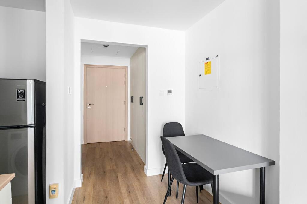 New Design Studio next to Burj Khalifa, Mall & Dubai Fountain - 5