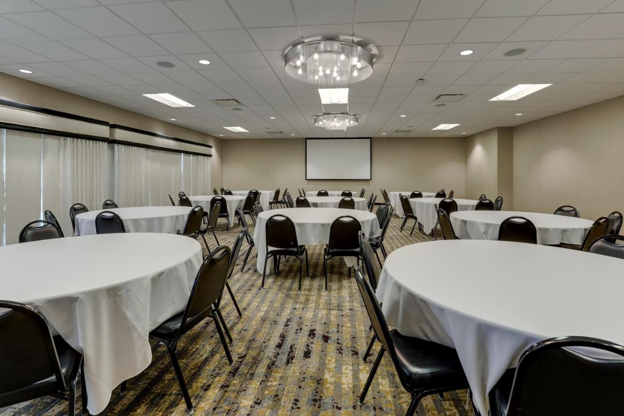 Stoney Creek Hotel Kansas City - Independence — photo 21