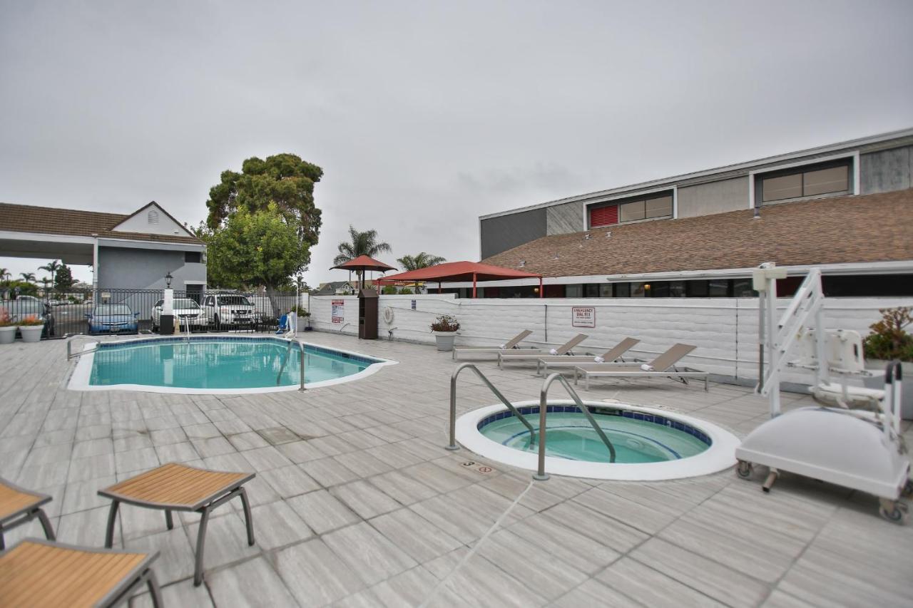 19360 Beach Blvd Huntington Beach Ca — photo 4