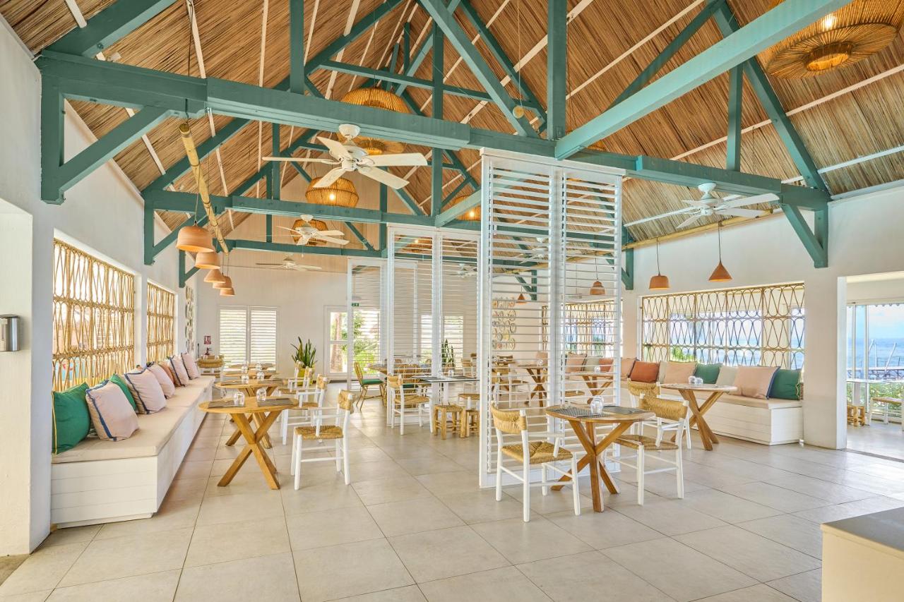 Tropical Attitude (Adults Only) - 5