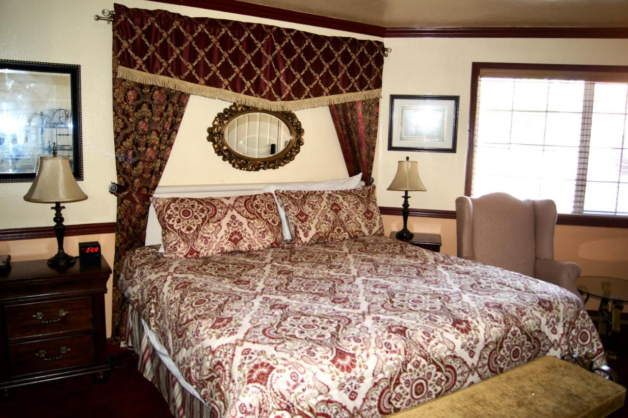 El Rancho Motel — photo 10
