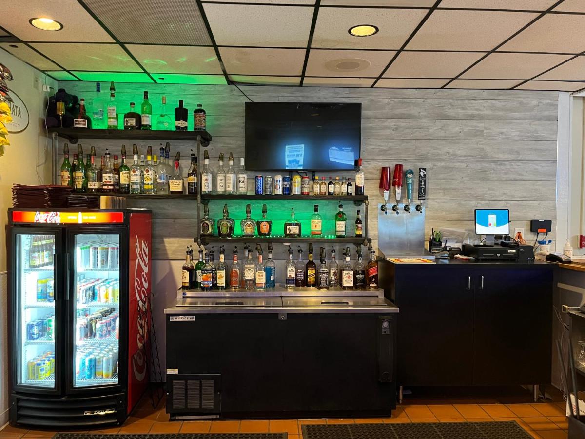 Hudson Inn Milford — photo 11