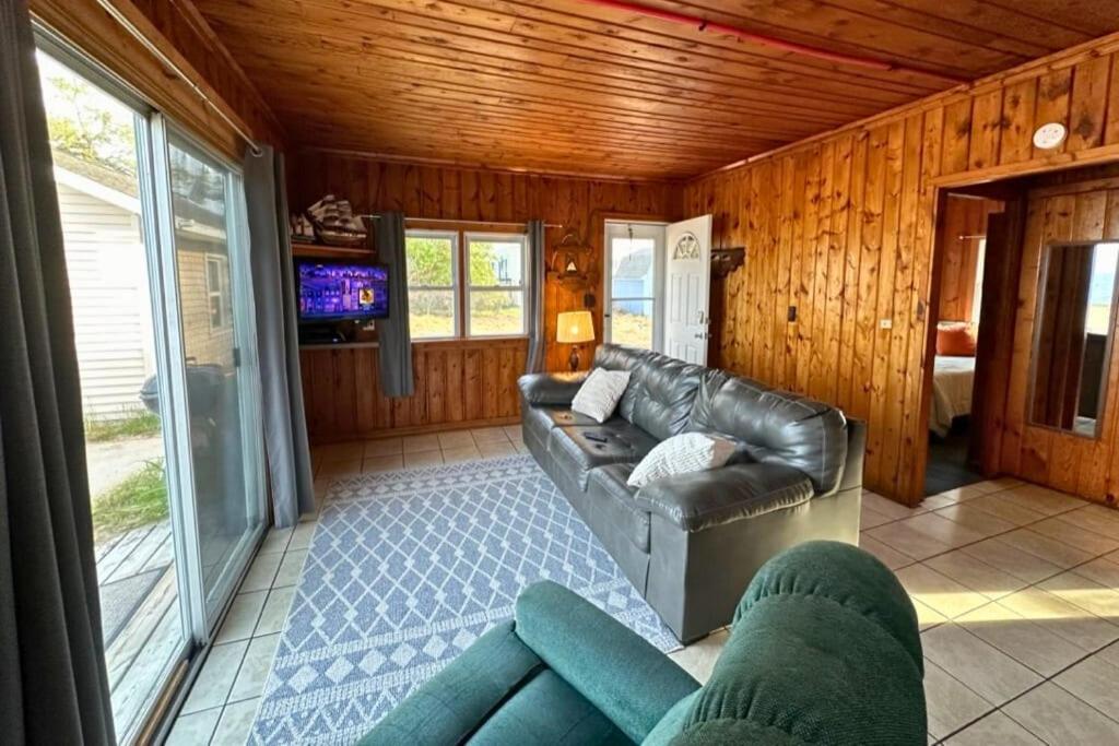 Cozy Cabins — photo 6