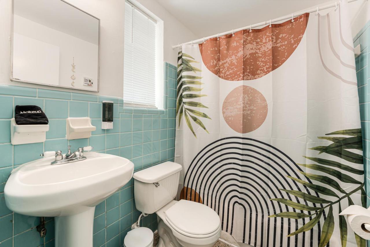 Vibrant Little Havana Apt with Parking - 3