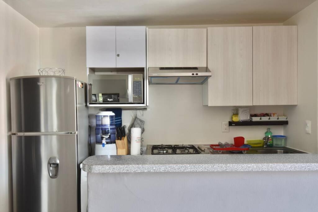 Elevador- Embajada USA a 3 cdras de Reforma - 4