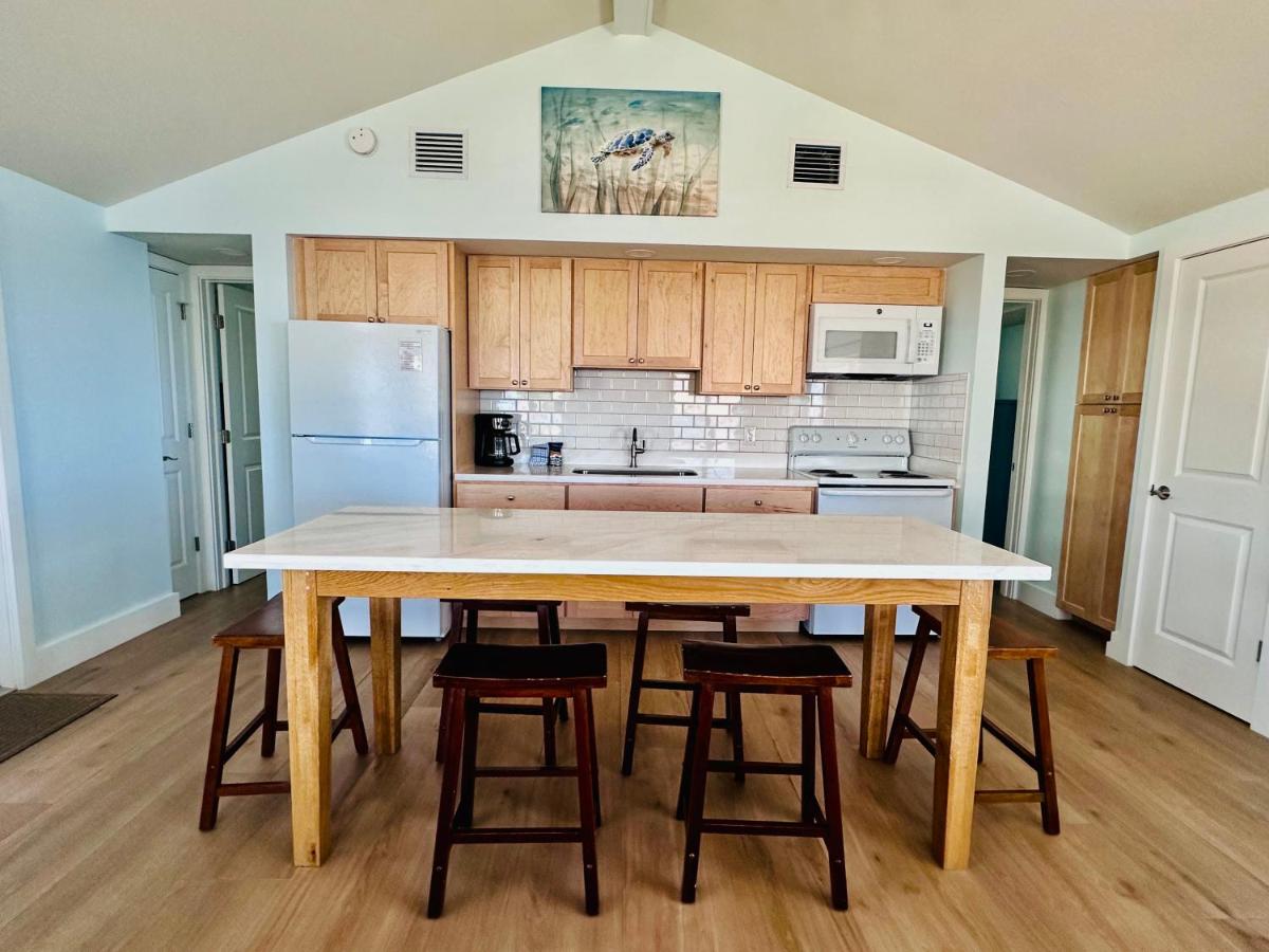 Ragged Edge Resort & Marina — photo 1