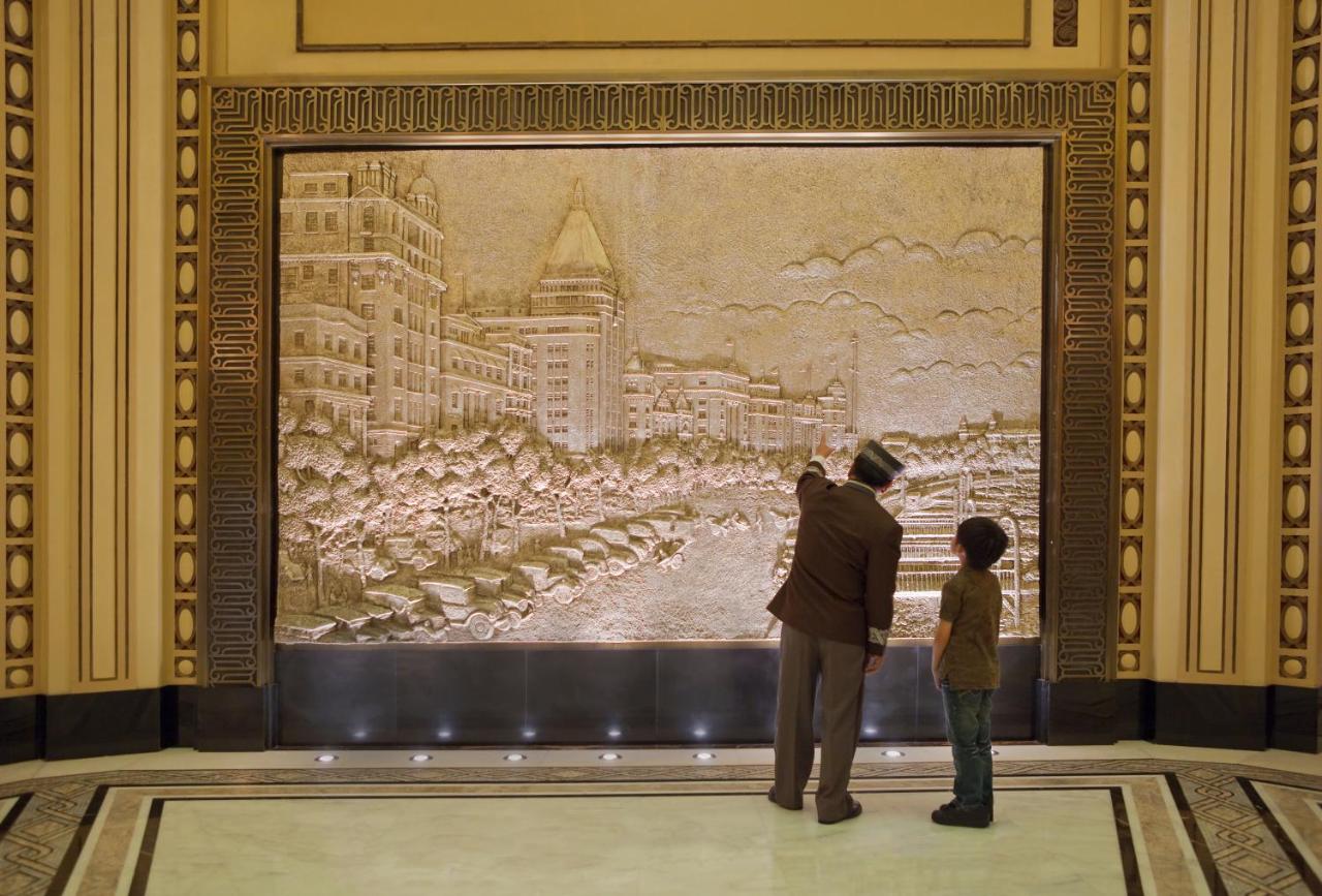 Fairmont Peace Hotel On the Bund (Start your own story with the BUND) photo