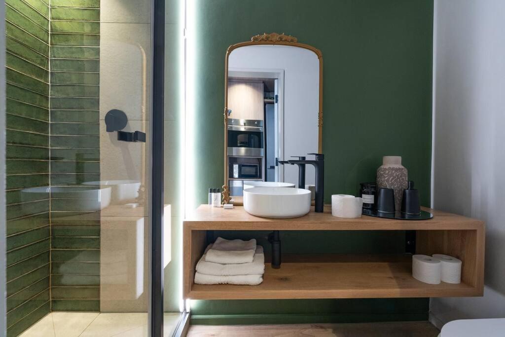 Trendy Studio in CT - CoWorking - City Views - 3