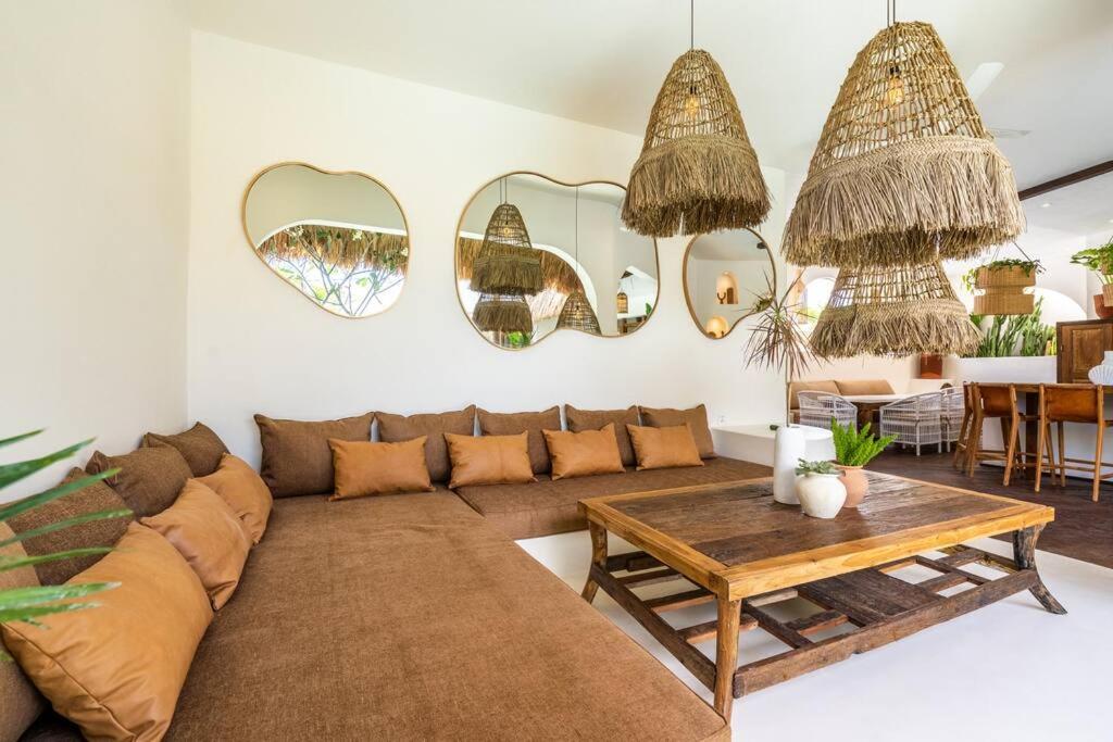 Villa Lilibelle, Balinese villa 4BR with mezzanine - 2