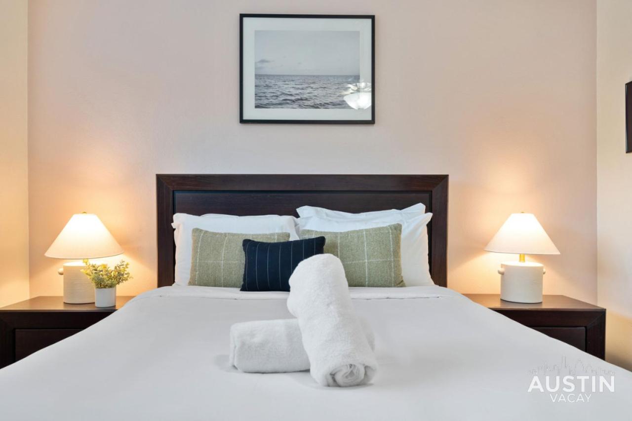 Waterfront Loft w Park View with Pool and Dock Access - 4