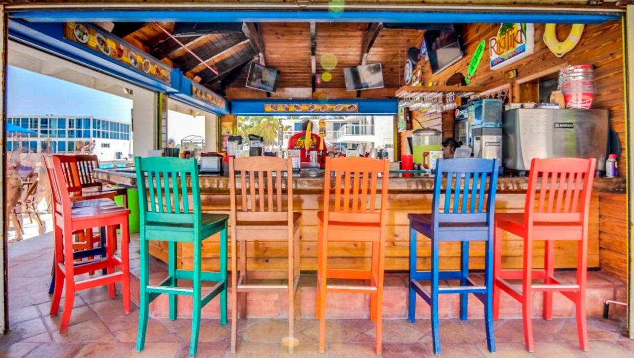 Castle 1527 Studio Balcony Direct Beach Access, Pool, Tennis, Free Parking - 4