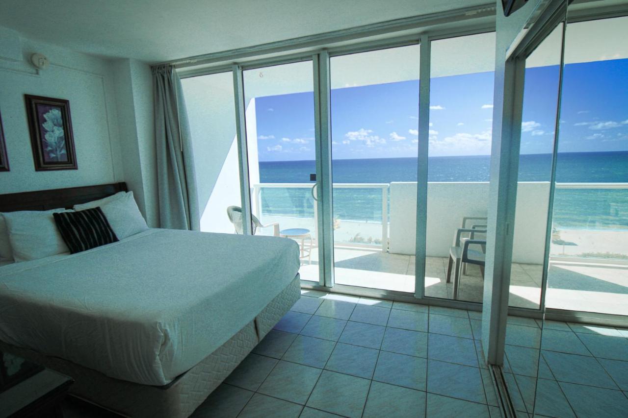 Castle 727 Studio with balcony and Ocean view, Pool, Tennis, Beach Access, Free Parking - 3