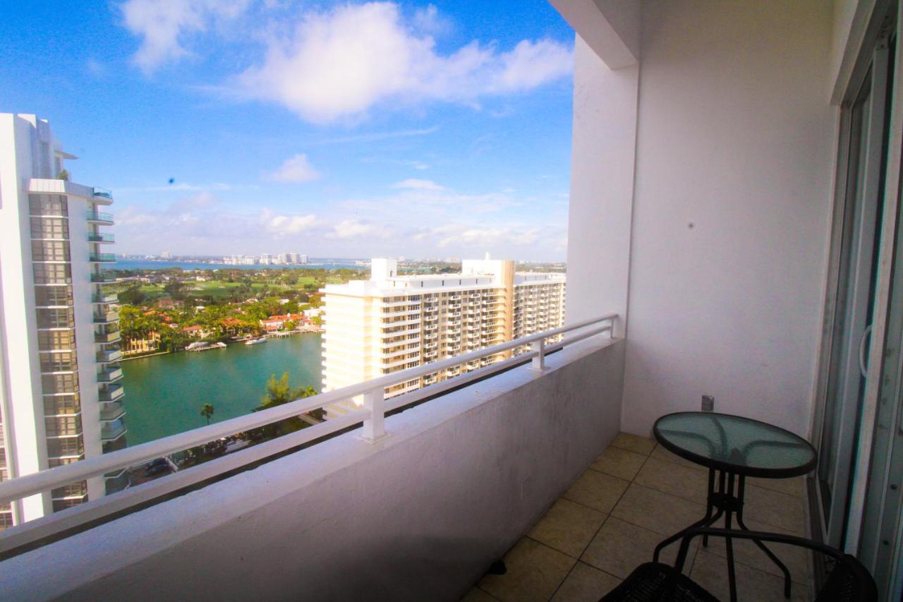 Castle PH12 Spacious Bay View Penthouse, Pool, Tennis, Free Parking - 2