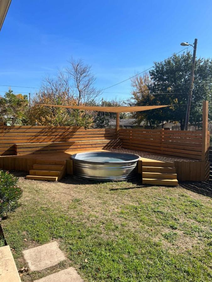 Bright Home in East ATX - 3BR - Cowboy Pool - 5