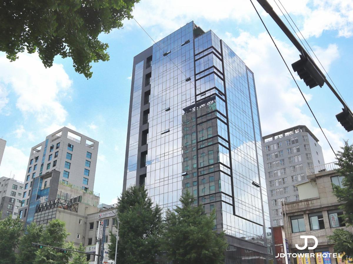 JD Tower Hotel - 3