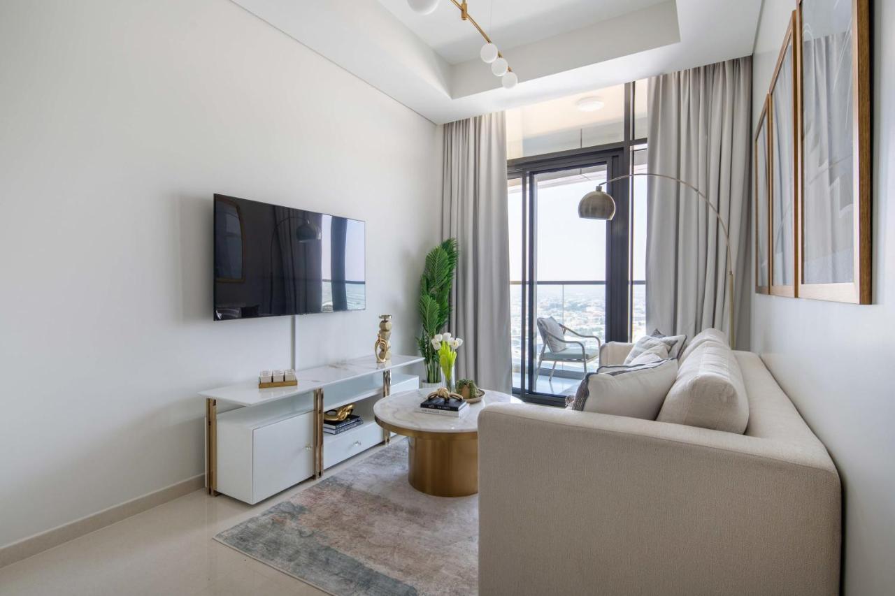 Frank Porter - Aykon City Tower - 4