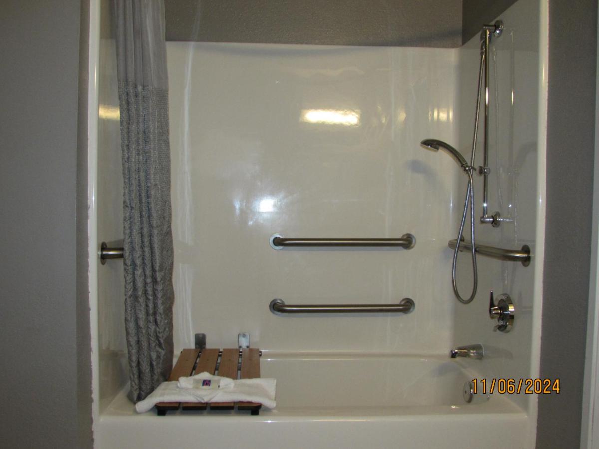 A-1 Motel — photo 2