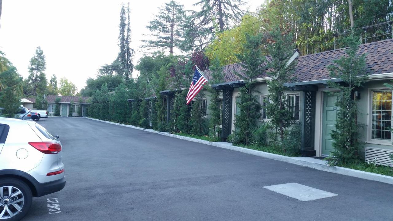 Marin Lodge — photo 10