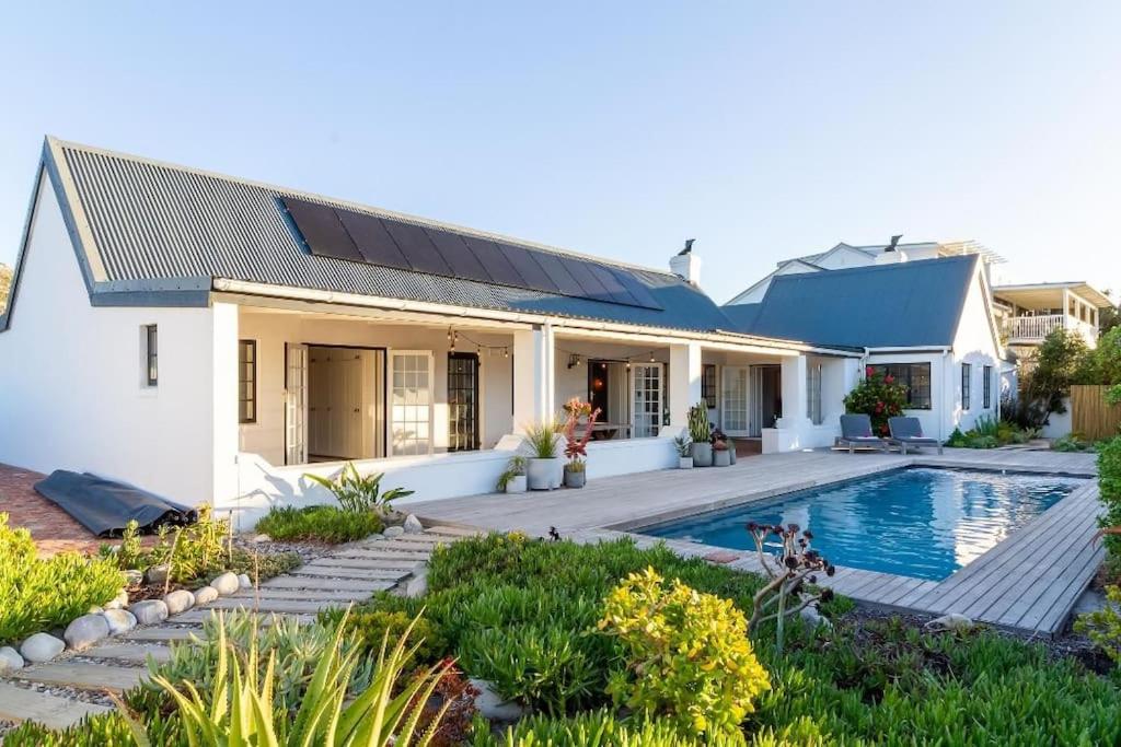 Waves, Kommetjie beach bliss - 4