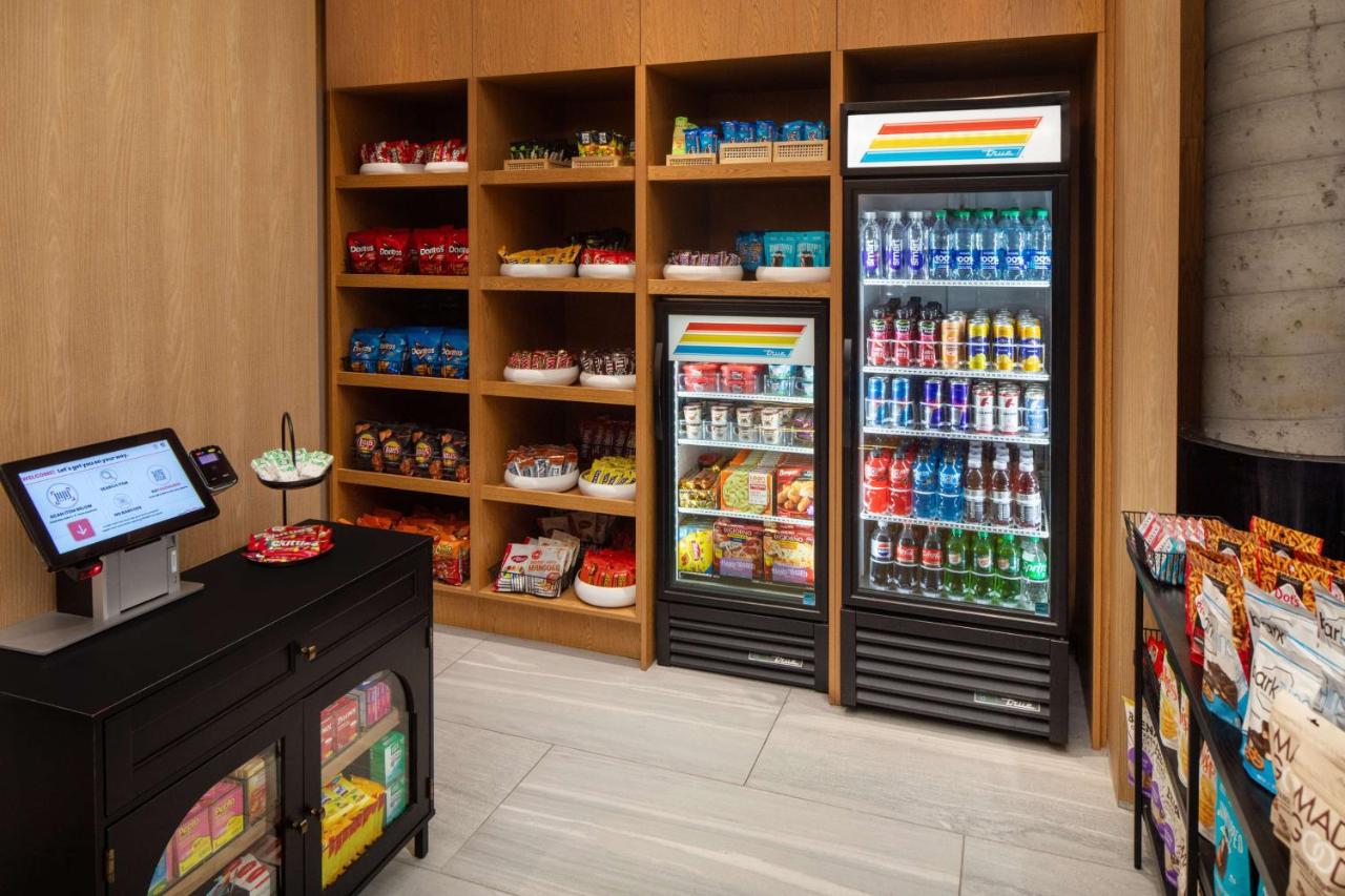 Hampton Inn by Hilton New York Times Square - 5