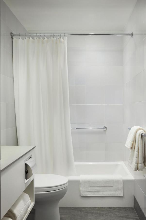The Melrose Hotel — photo 19