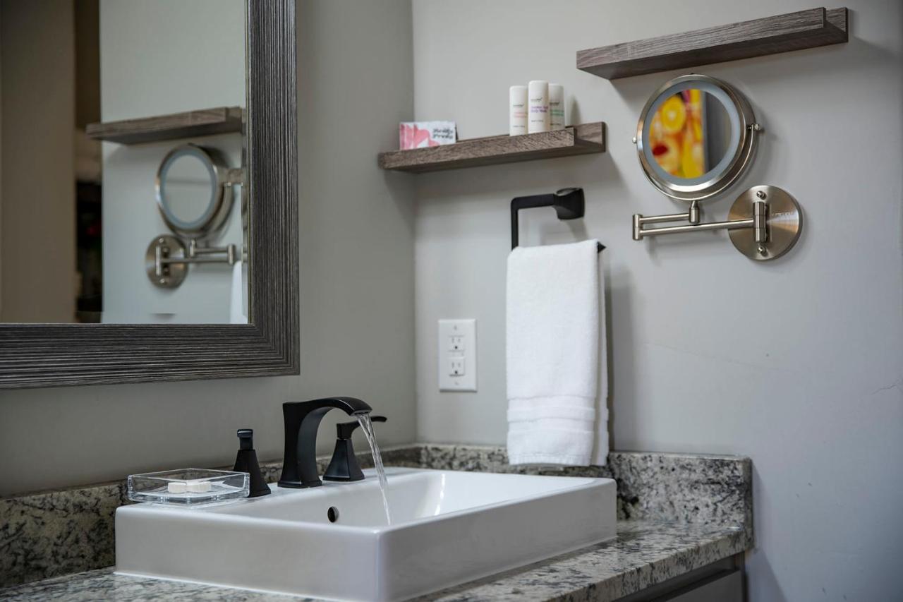 Strawberry Suite — photo 21