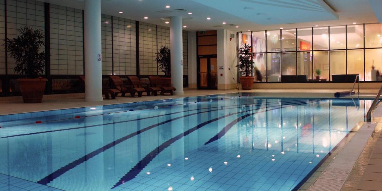 Heated swimming pool: Clayton Whites Hotel