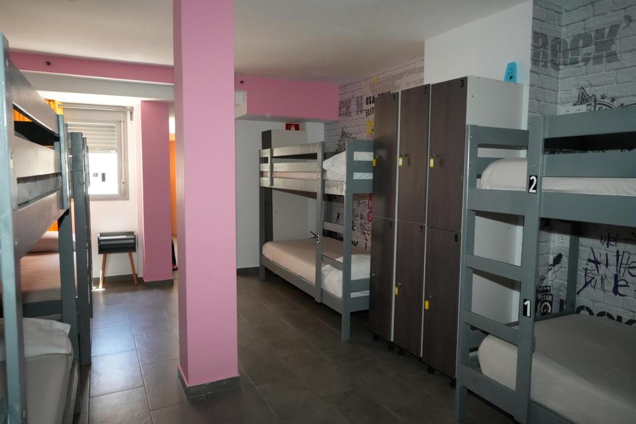 New Art Hostel - Albergue Juvenil - 4
