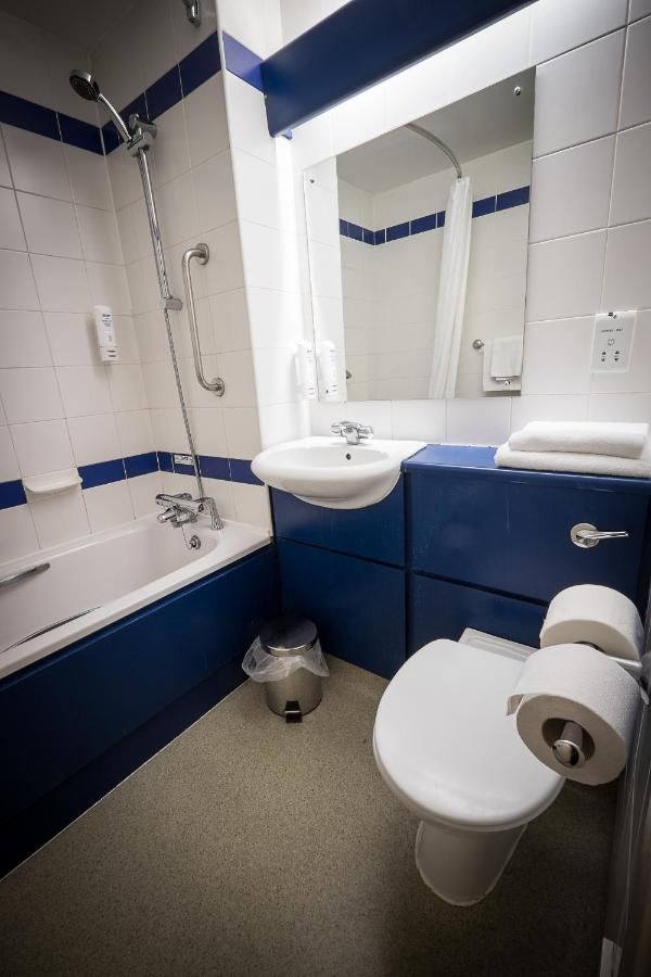 Travelodge Belfast Central - Laterooms