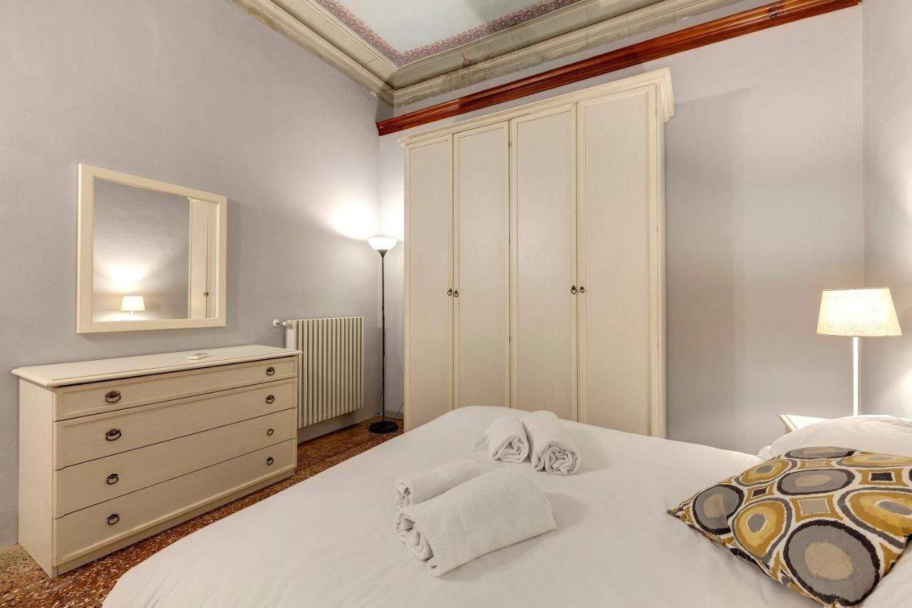 Academy House by Mamo Florence - 2