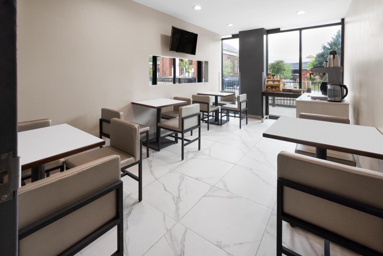 Days Inn by Wyndham Staten Island - 5