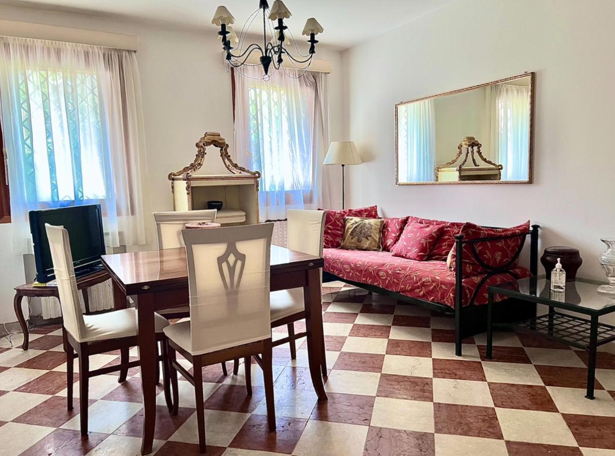 Venice Secret Garden view