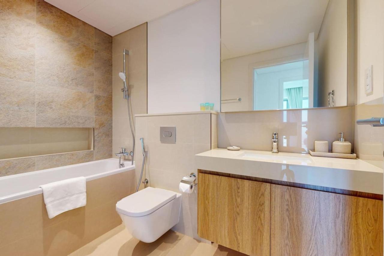 Vacationer Holiday Homes I Calm One Bedroom I Downtown Views II Tower 2 - 3