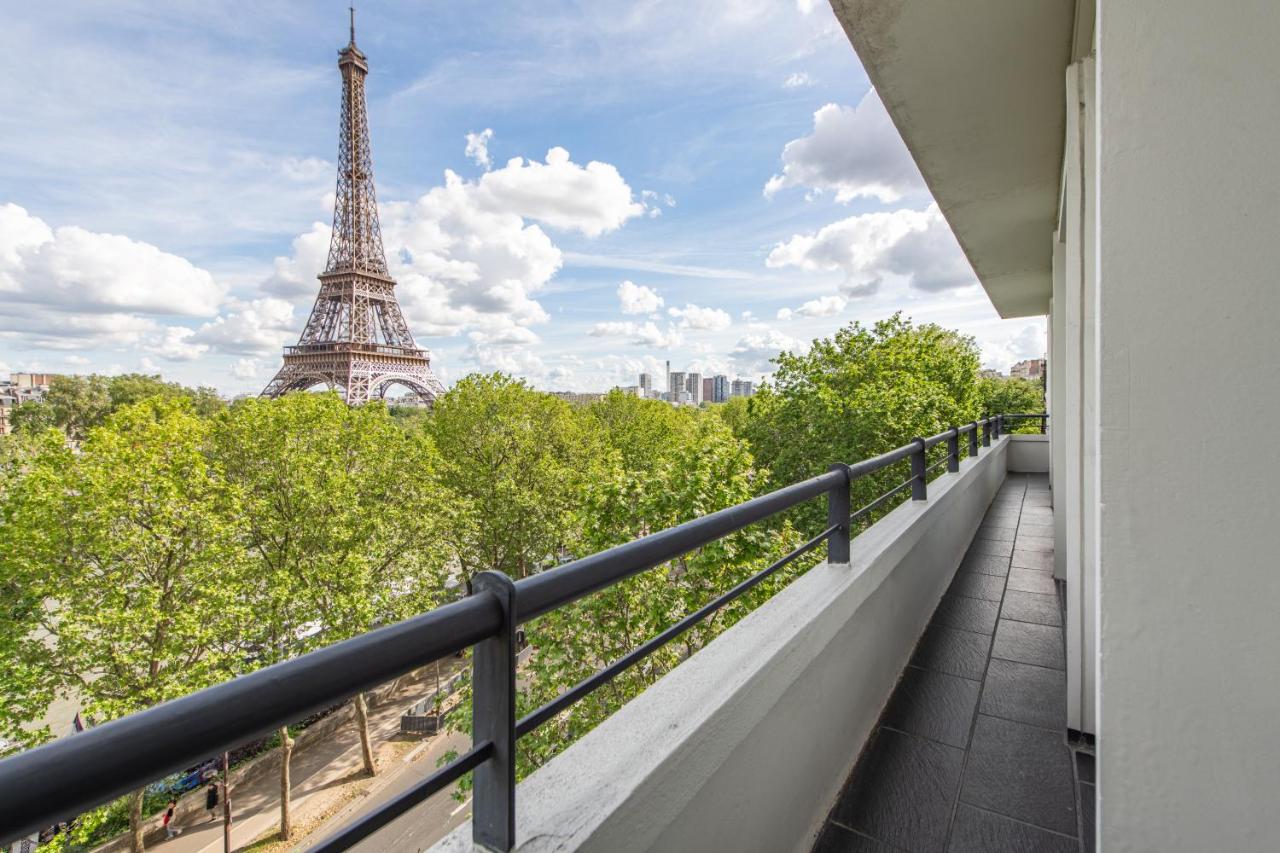 New York-Superbe appartement vue Tour Eiffel pont de l'Alma