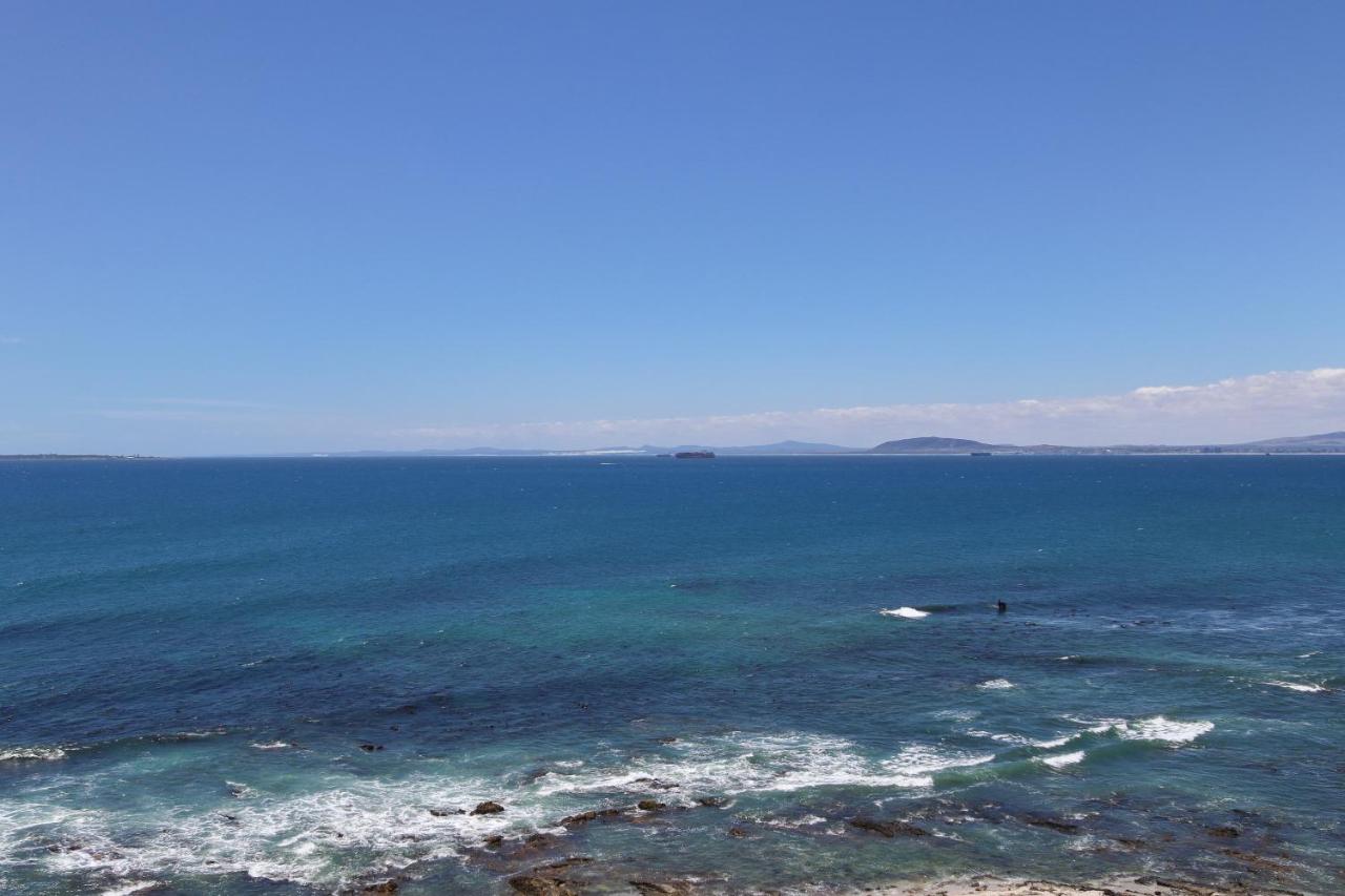 Ocean View Properties - Apartment 701