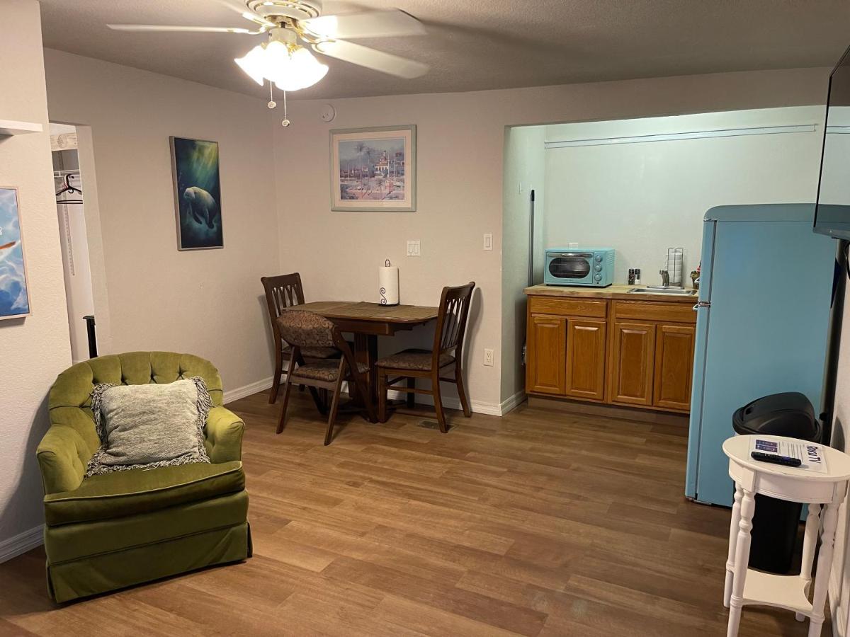 Nature Coast Inn & Cottages — photo 18