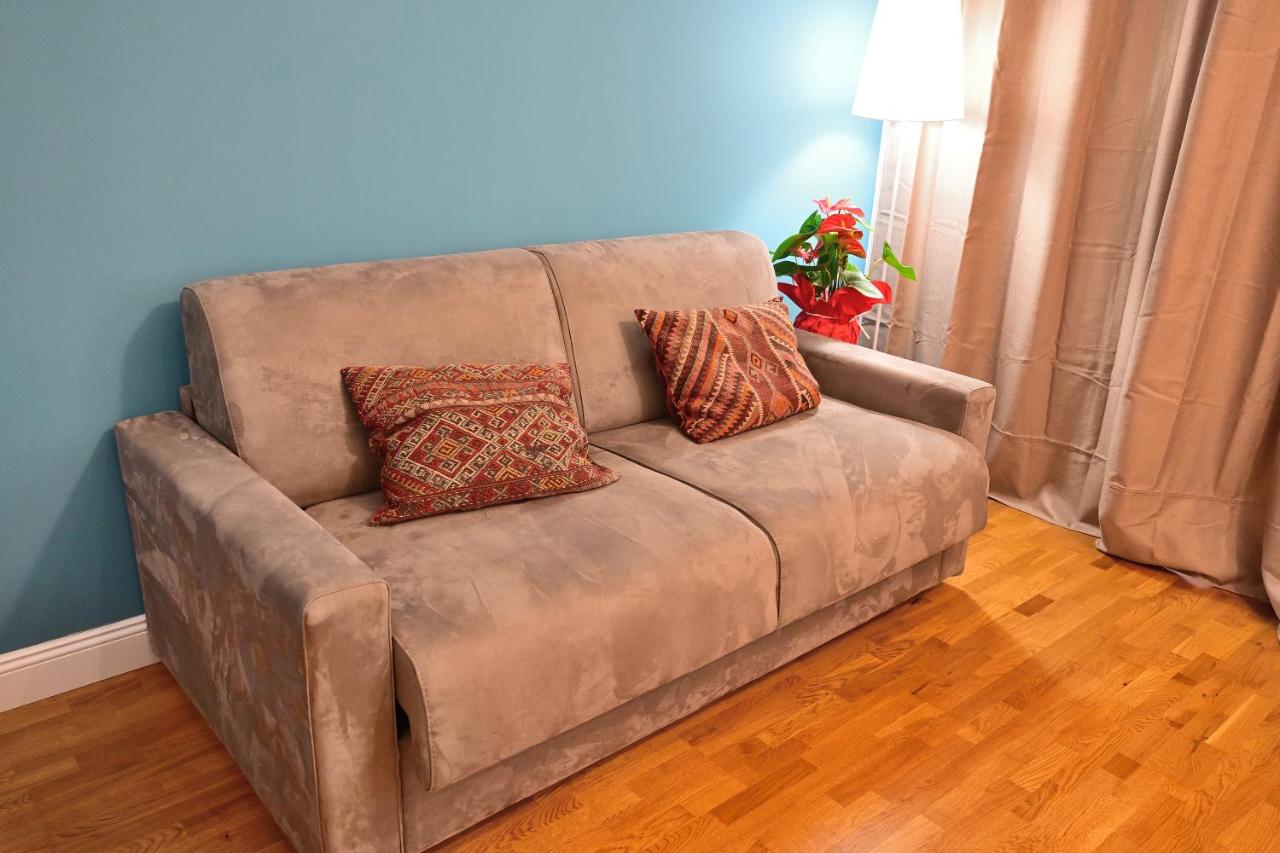 At Home Montebello - 5