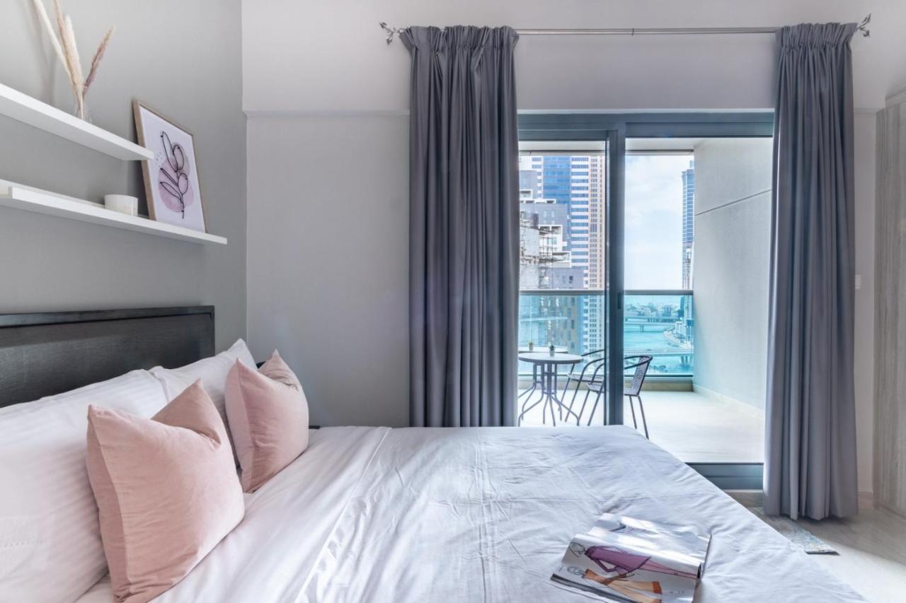 GuestReady - Studio | Balcony-Canal View - 5