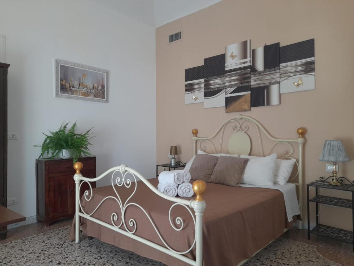 Casa Roma Affittacamere - 2