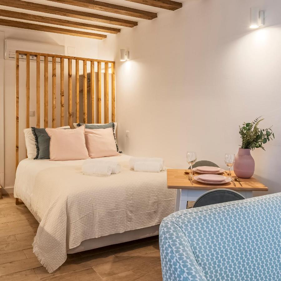 Chalet Marias - Parede beach apartments - 3