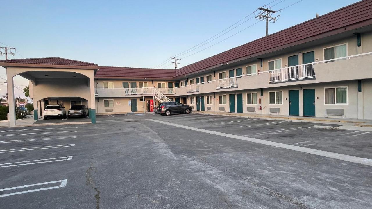El Segundo Inn — photo 23