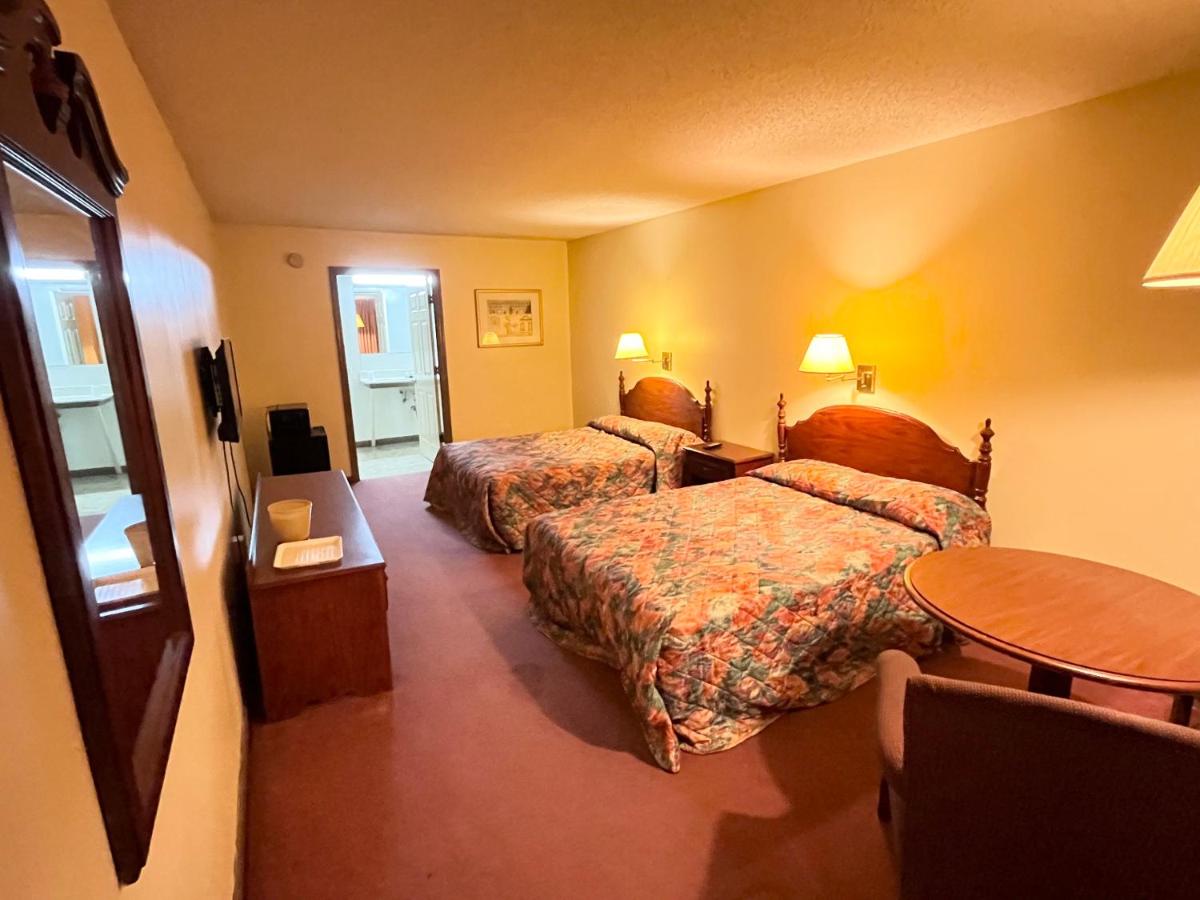 Mountain Empire Motel — photo 2