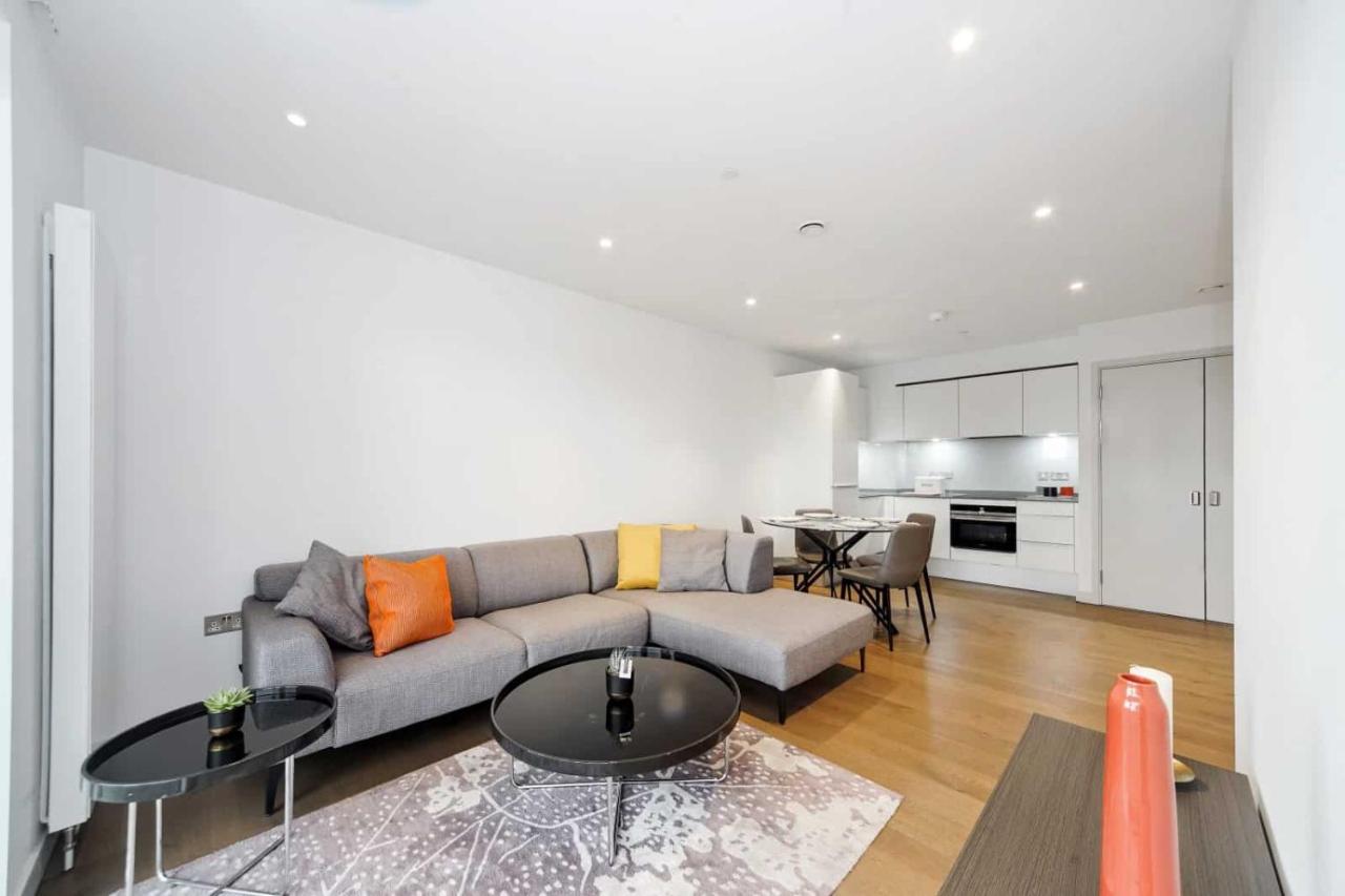 Modern 2-Bedroom Flat near London Bridge - 4